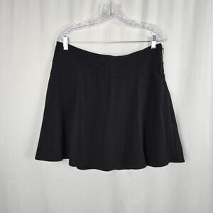 Athleta Skort Women's 12 Black Stretch Ruffle Zip Closure Zip Pockets